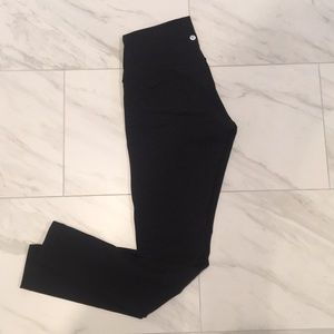 Wunder Under Luxtreme leggings